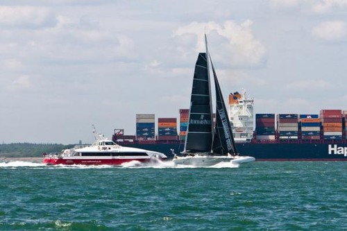 l’Hydroptère. http://www.hydroptere.com Photo : Wayne Corps - Hypersonic Photo  © MIAA